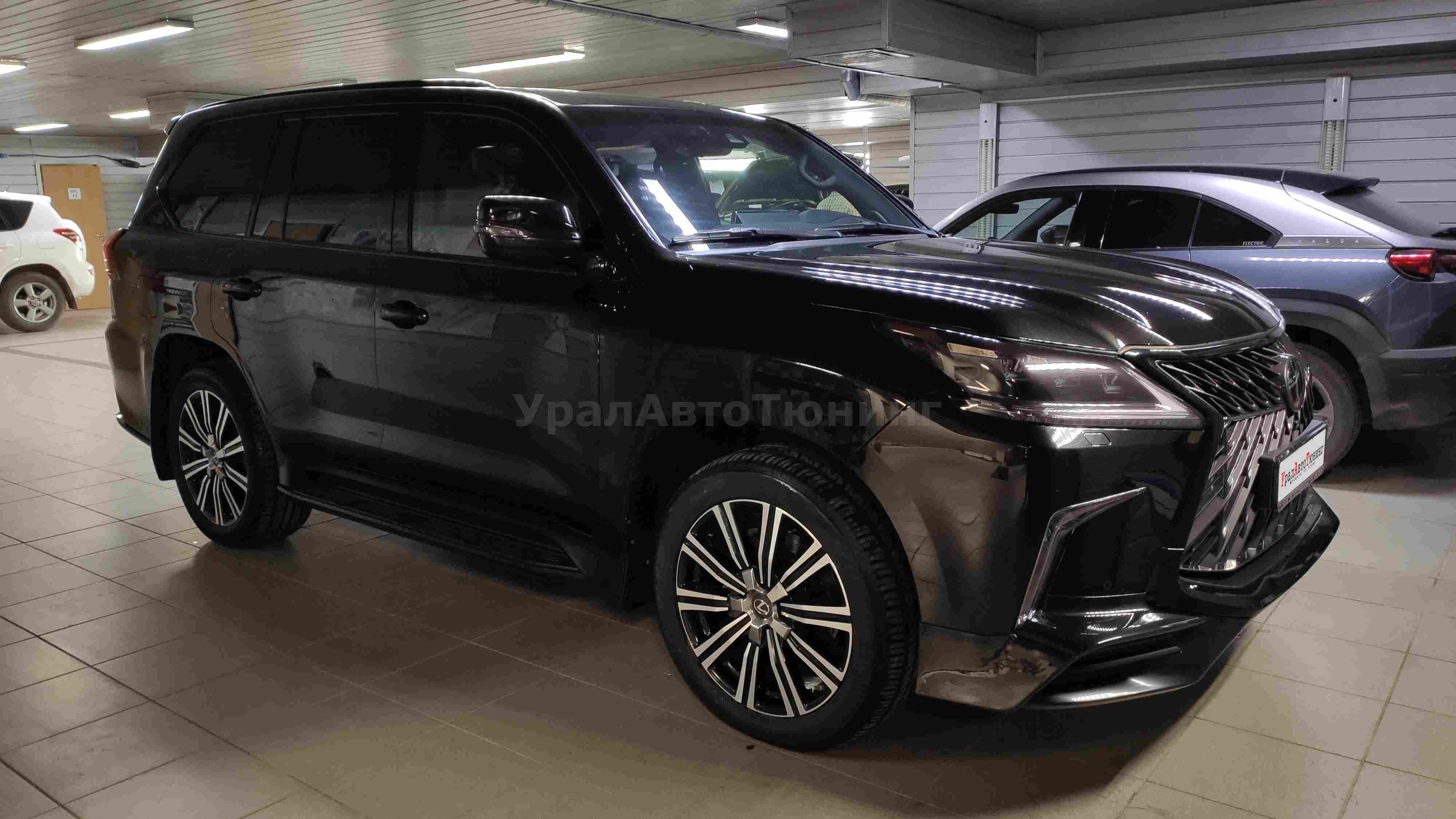 Шумоизоляция дверей Lexus 570