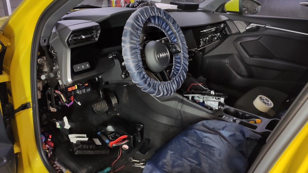 Установка автосигнализации StarLine S96 (v.2) на Audi A3