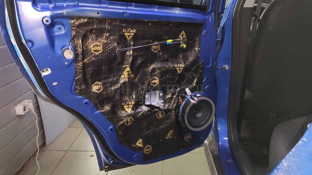 Шумоизоляция дверей Mitsubishi ASX