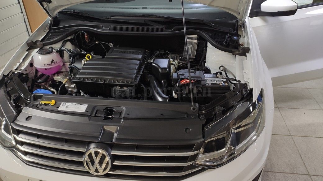 VW Polo - установка автосигнализации StarLine S96