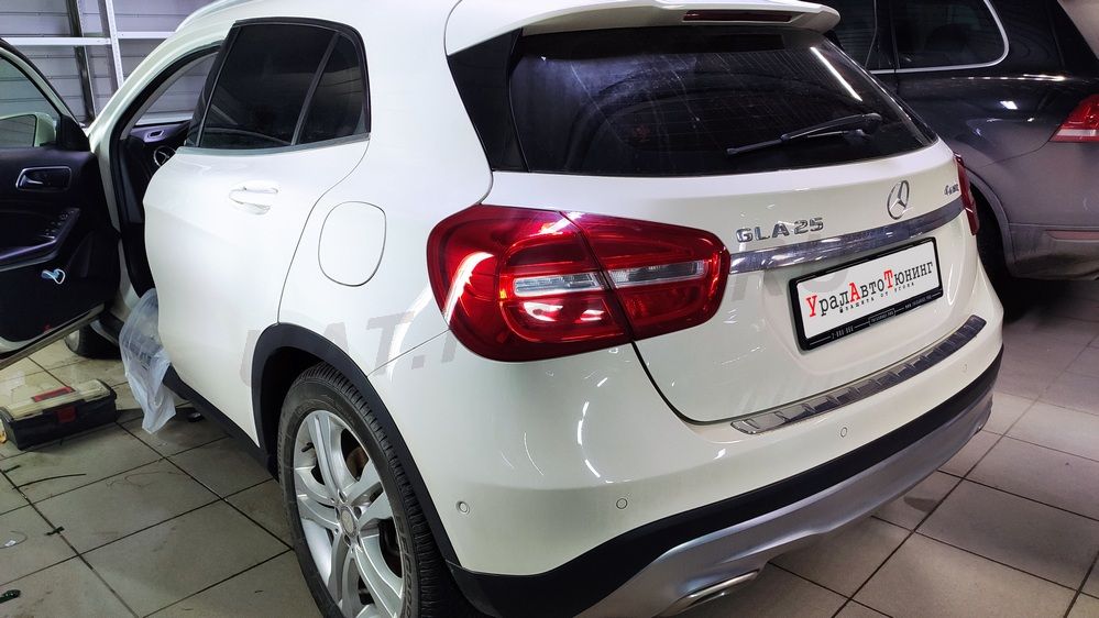 Установка автосигнализации StarLine S96 (v.2) на Mercedes GLA 25
