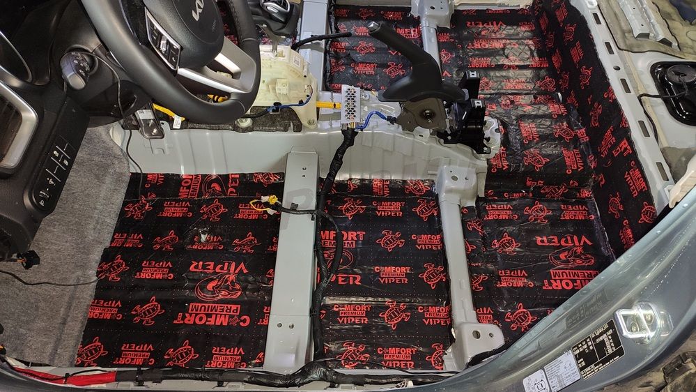 Шумоизоляция пола KIA Ceed