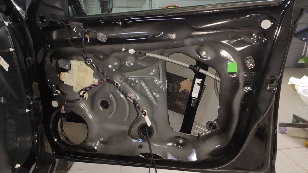 Шумоизоляция дверей Skoda Rapid