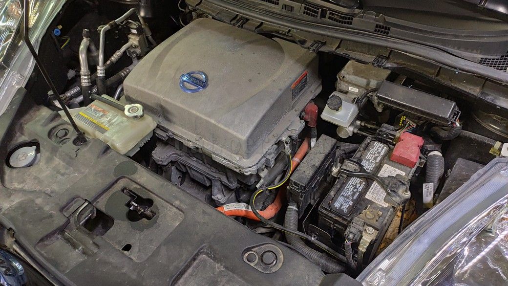 Nissan Leaf - установка автосигнализации StarLine E96 v2 BT