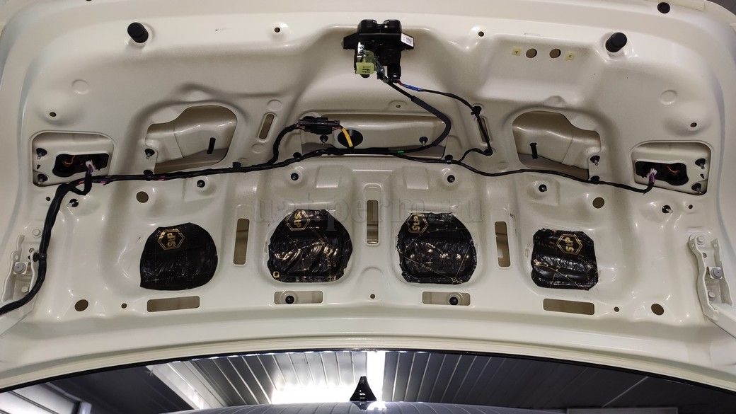 Шумоизоляция крышки багажника KIA K5