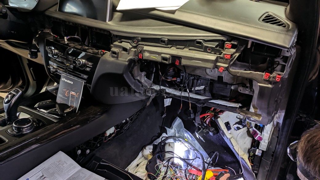 BMW X5 - Установка автосигнализации Pandora DXL 4710