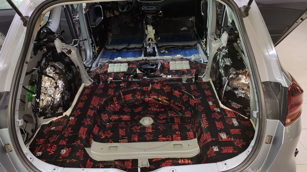 Шумоизоляция багажника KIA Ceed