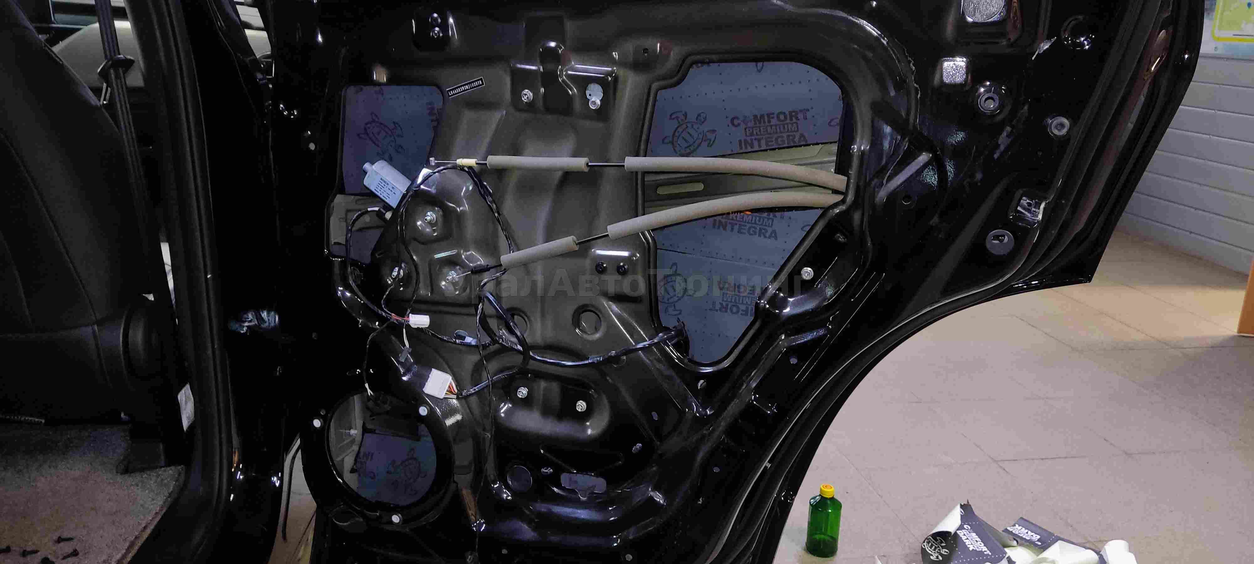Шумоизоляция дверей Changan CX75