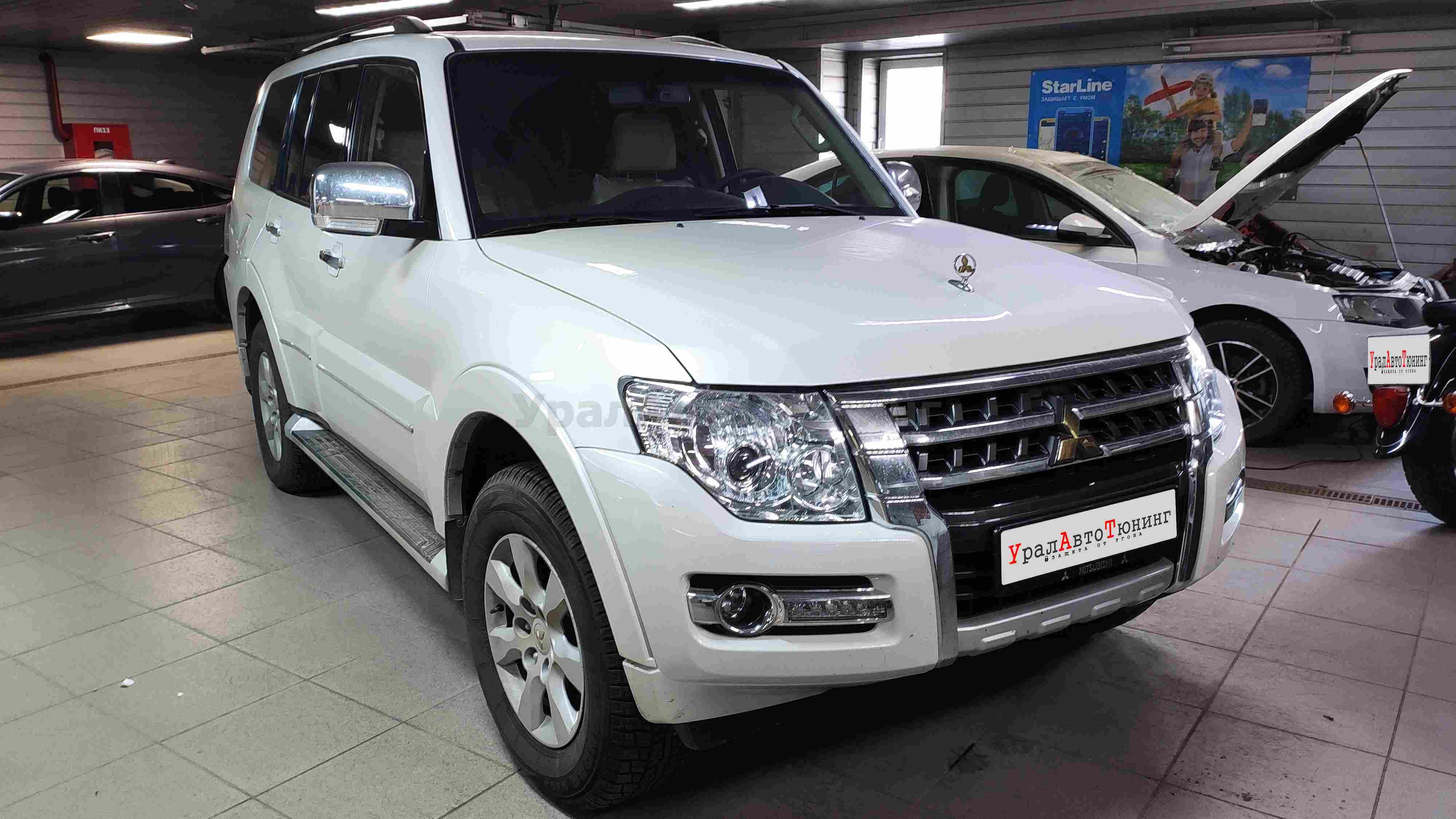 Установка замка КПП на Mitsubishi Pajero 4