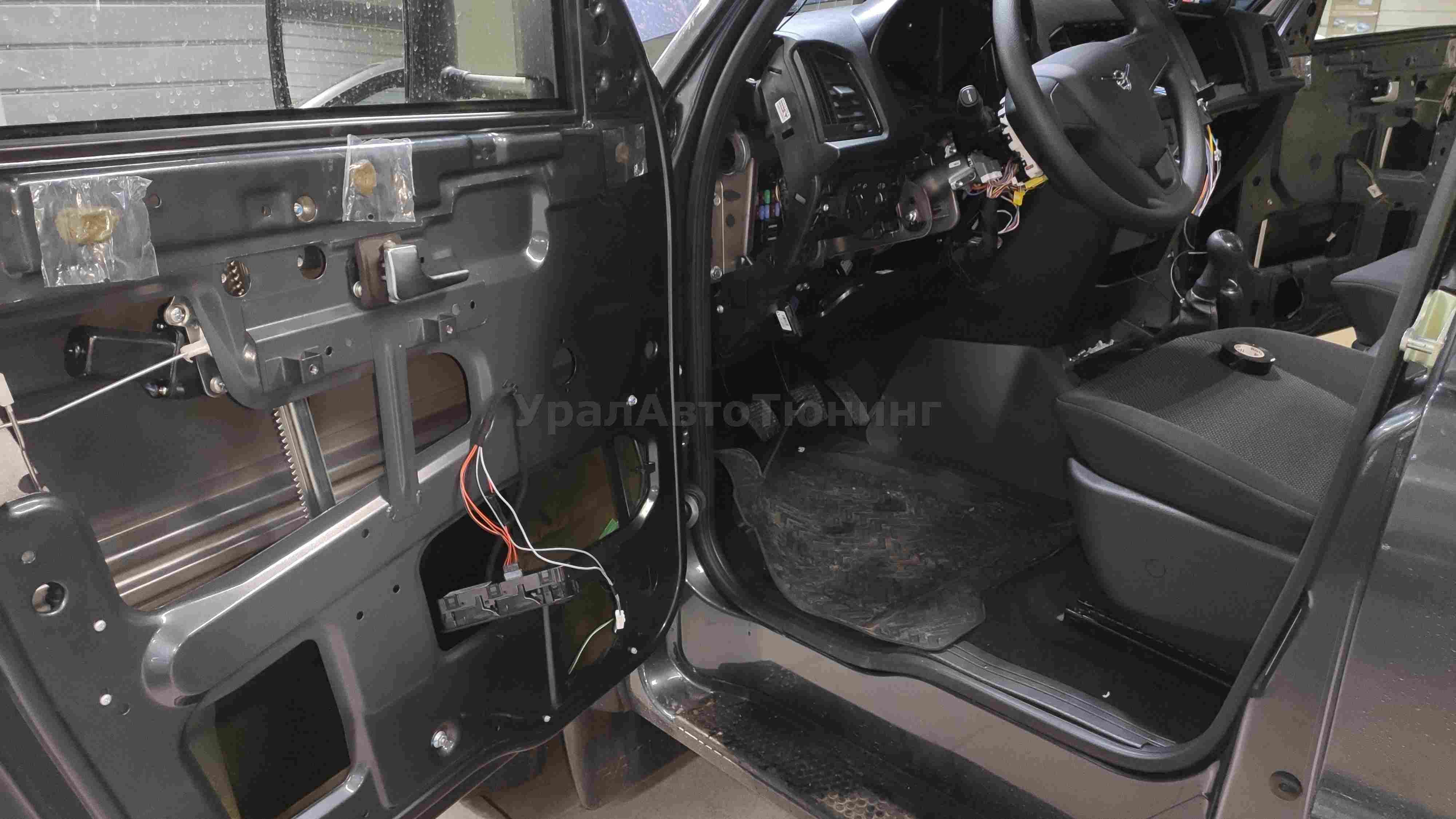 Установка магнитолы, динамиков и антенны на УАЗ Профи