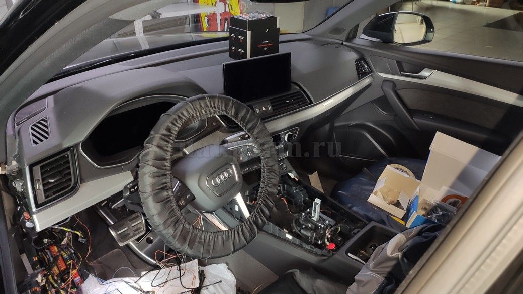Установка автосигнализации StarLine S96 на Audi Q5