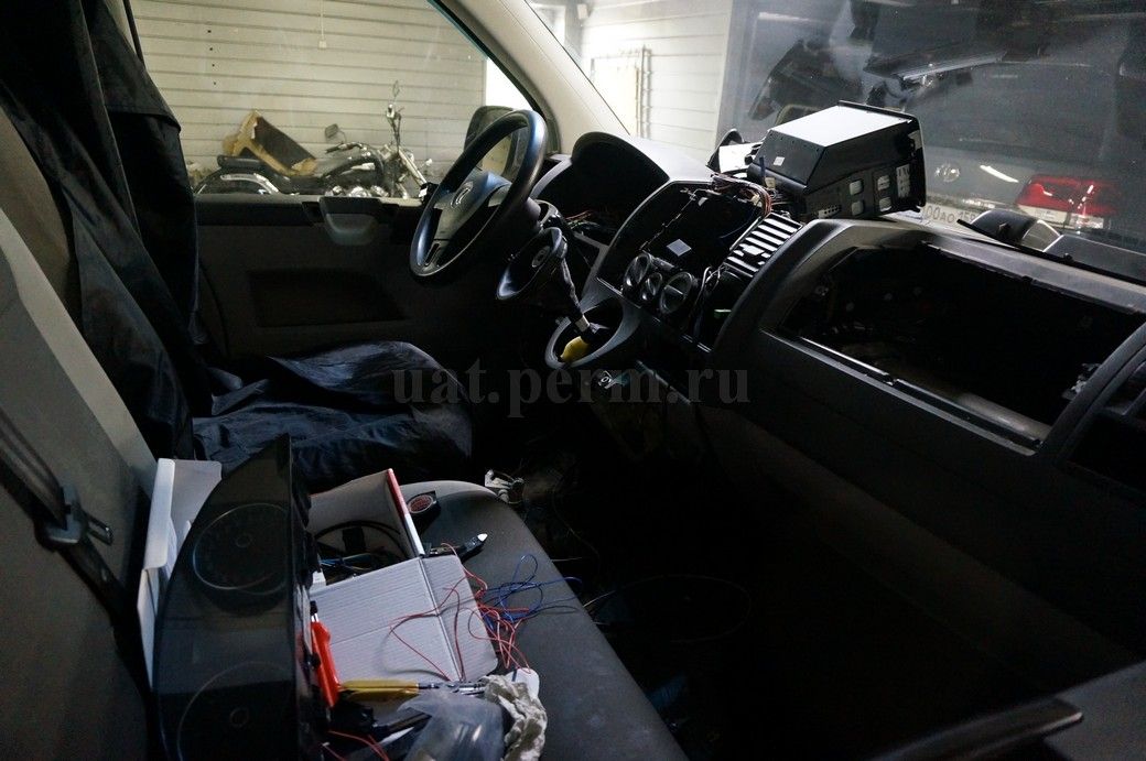 Установка автосигнализации StarLine A93 на VW Transporter