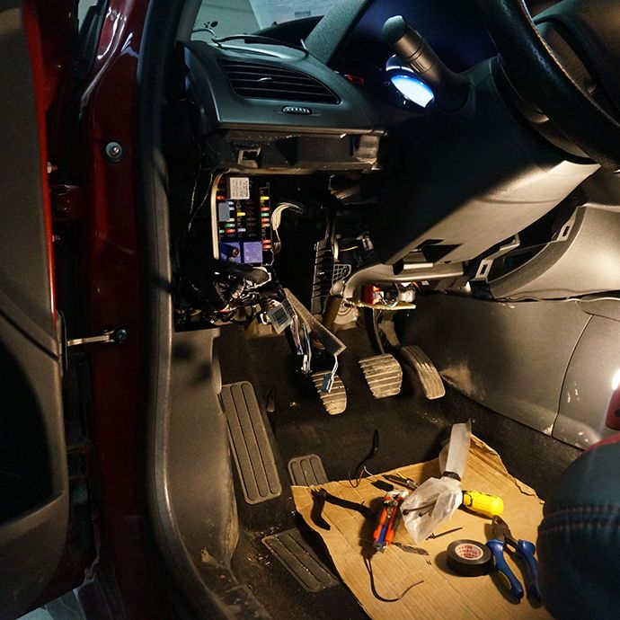 Renault Megane - Установка автосигнализации StarLine A93