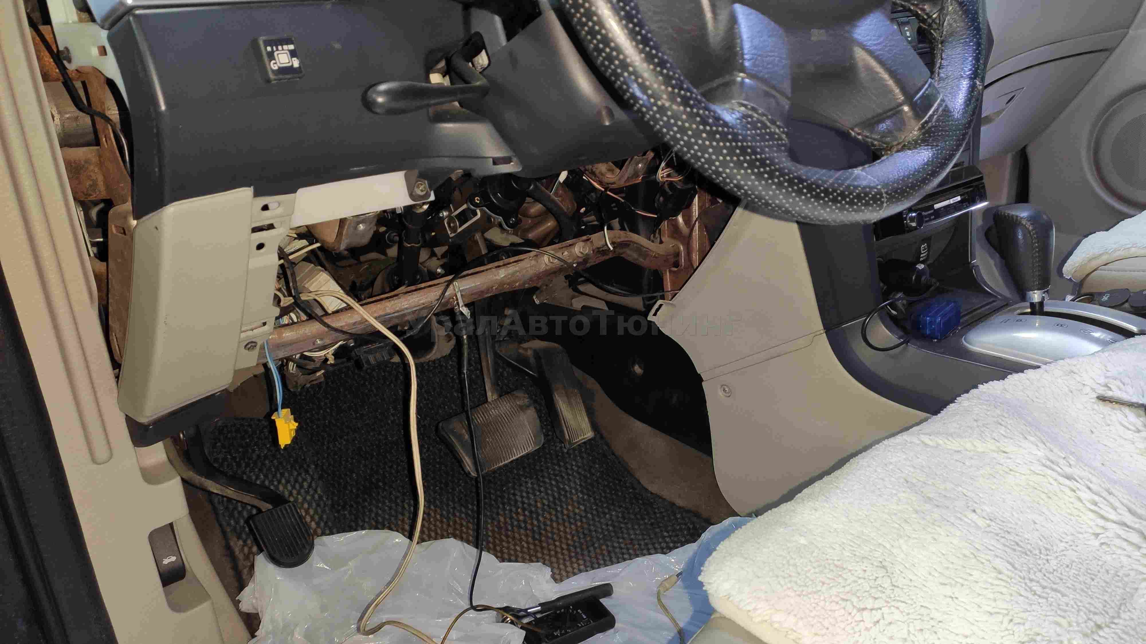 Установка автосигнализации StarLine A93 (v.2) на Chrysler Pacifica