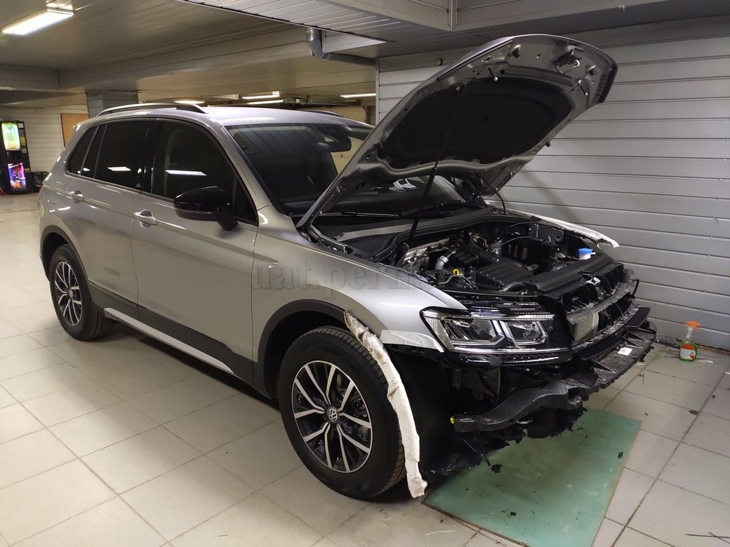VW Tiguan - установка охранного комплекса