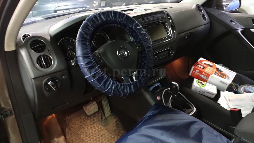 VW Tiguan - установка автосигнализации StarLine E96 v2 BT