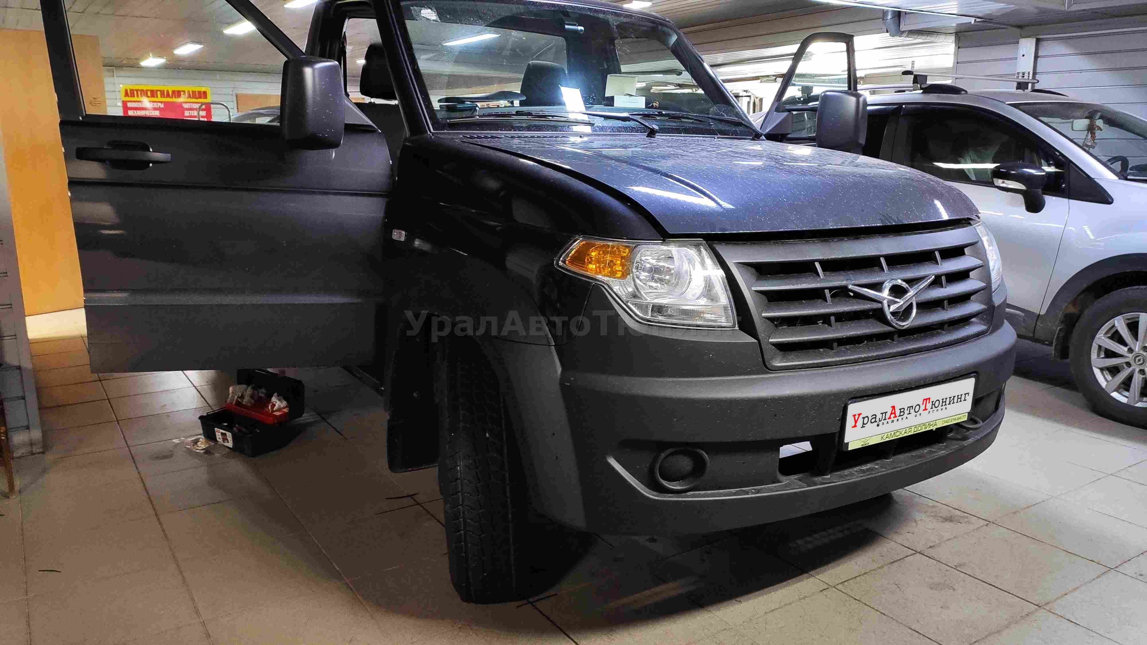 Установка фаркопа на УАЗ Профи