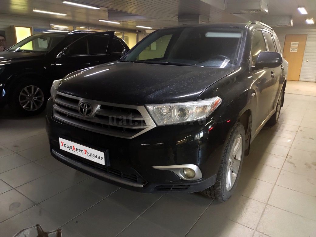 Toyota Highlander - шумоизоляция колесных арок