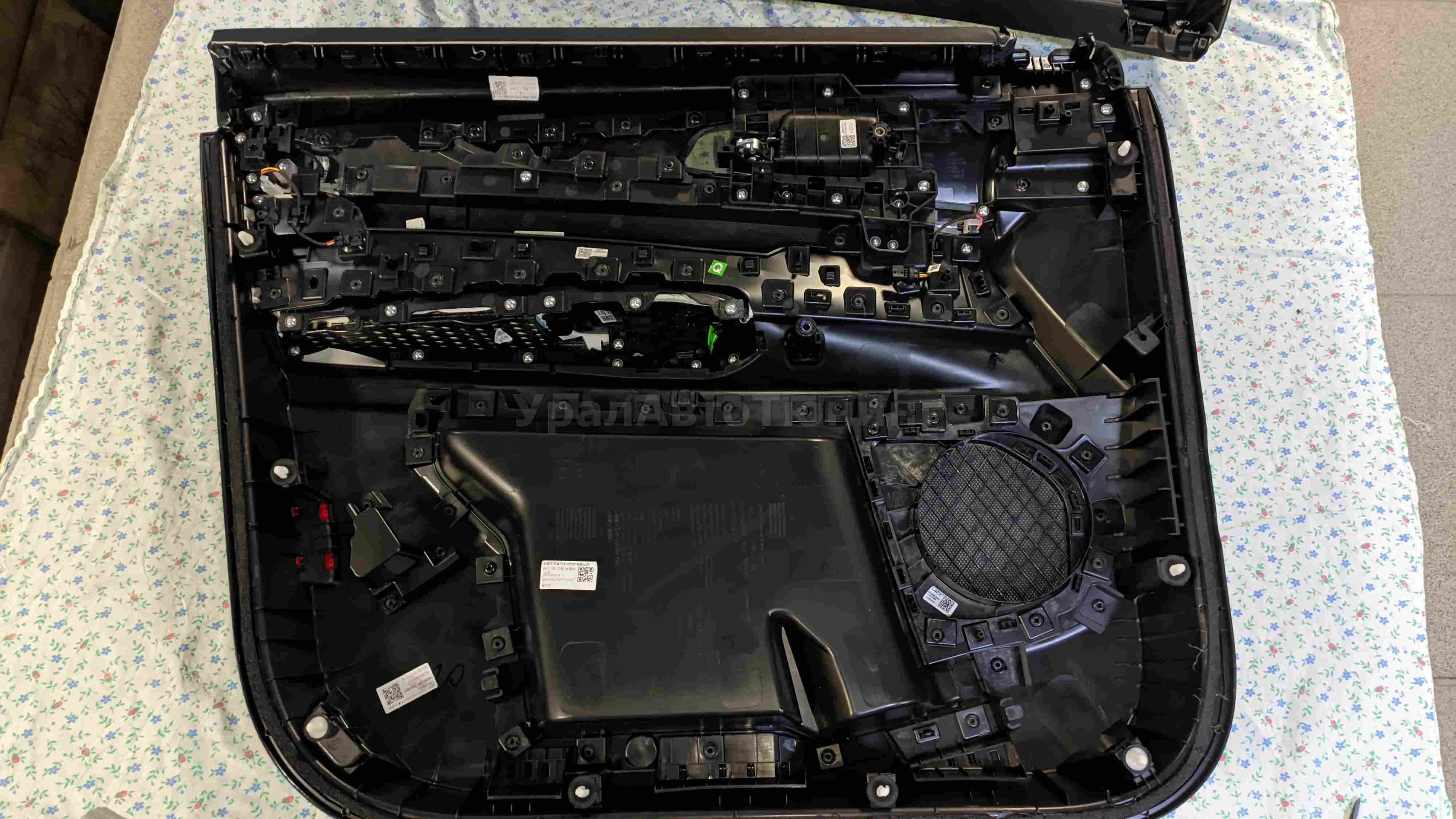 Шумоизоляция дверей Exeed VX