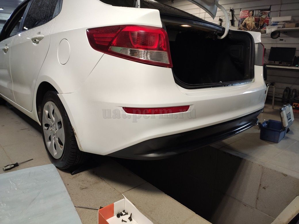 Kia RIO - установка фаркопа