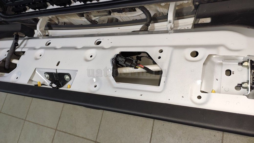 Шумоизоляция крышки багажника Range Rover Vogue