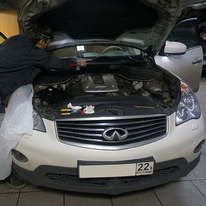 Infiniti EX35 - Установка автосигнализации Pandect X-1800BT