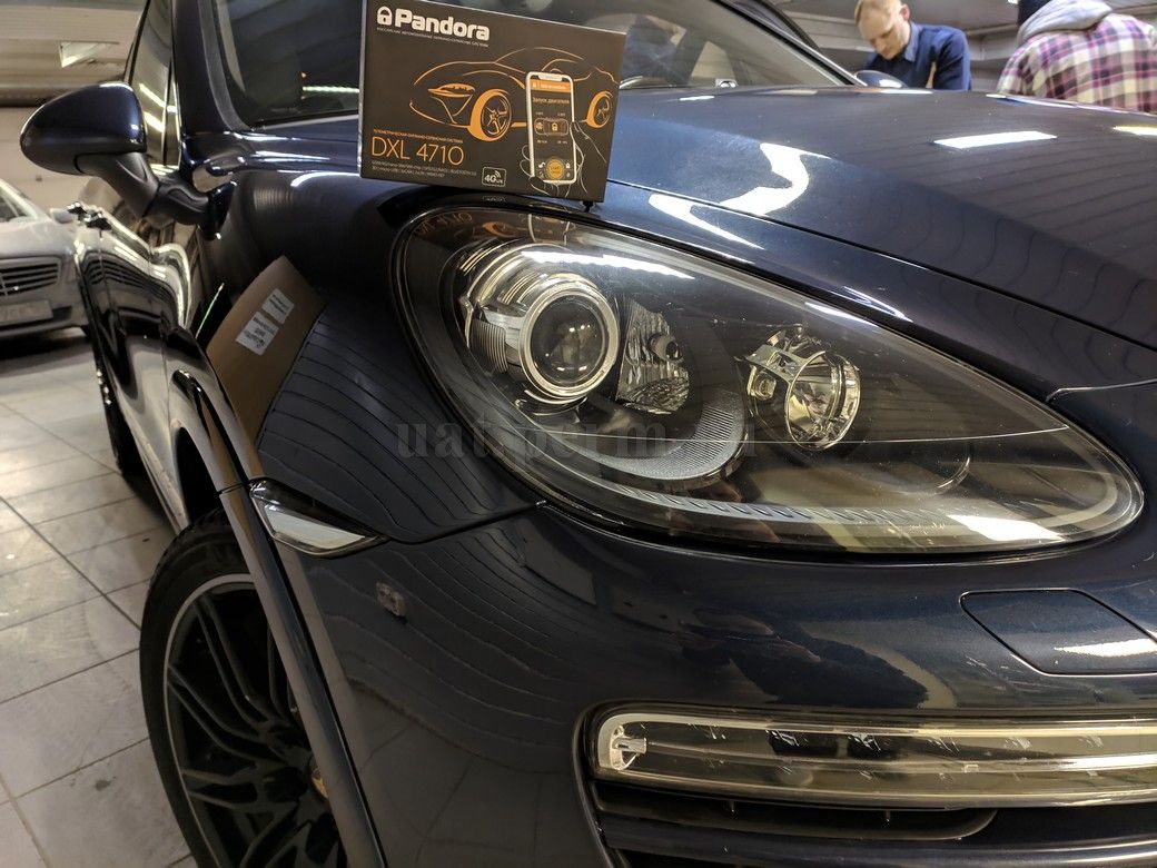 Porsche Cayenne - Установка автосигнализации Pandora DXL 4710