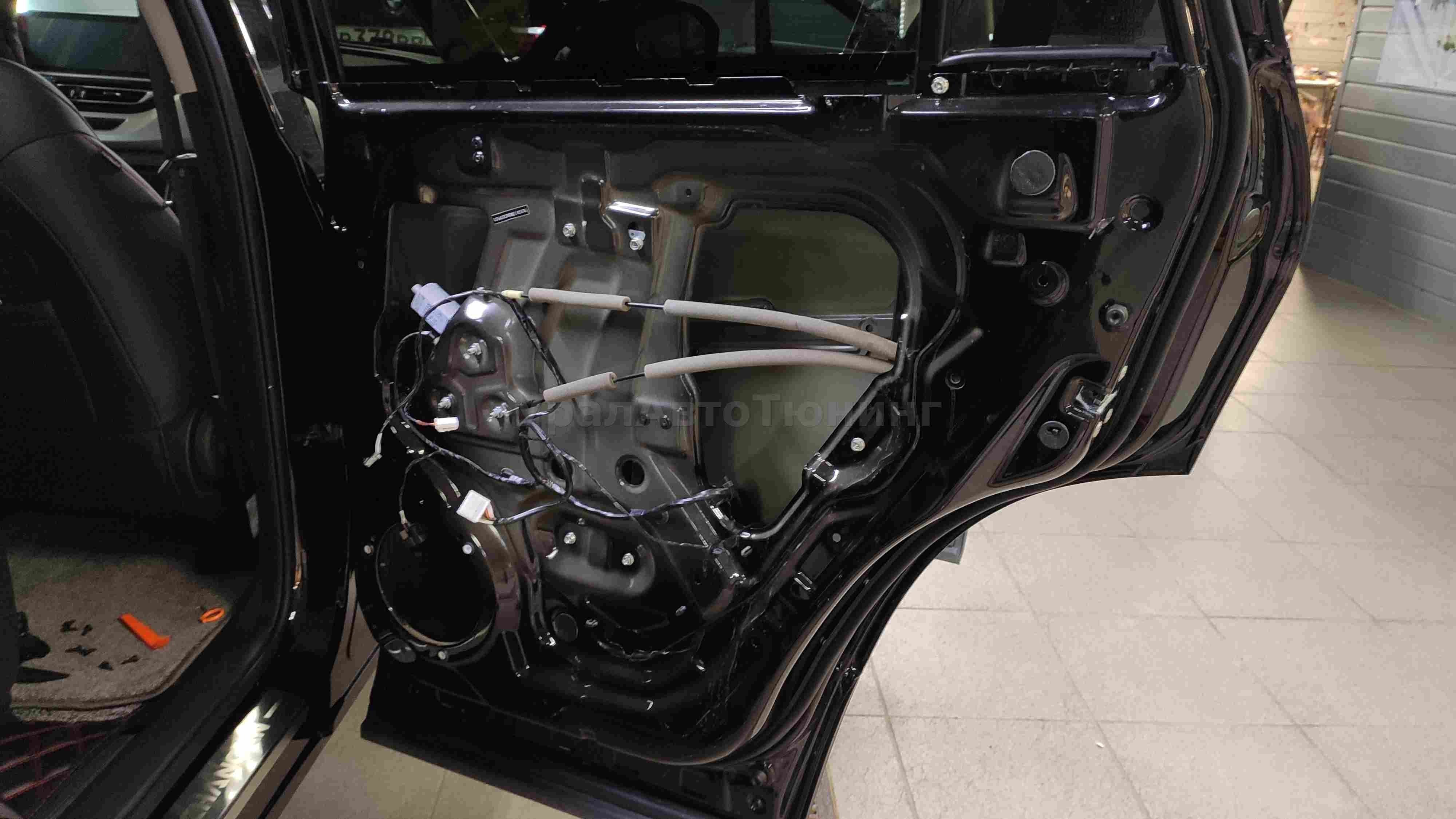 Шумоизоляция дверей Changan CX75