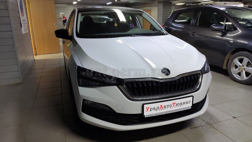 Skoda Rapid - установка автосигнализации StarLine S96