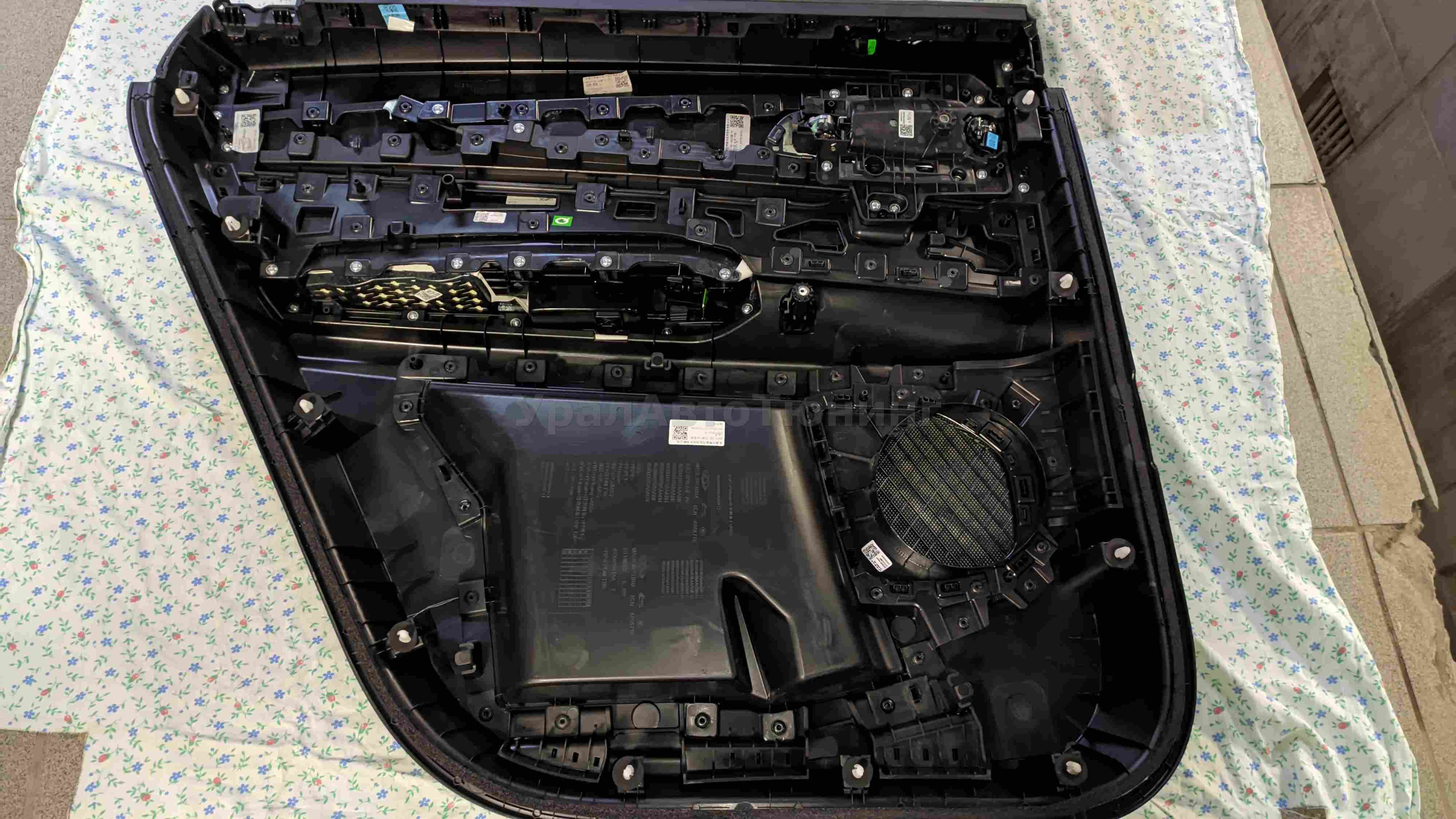 Шумоизоляция дверей Exeed VX