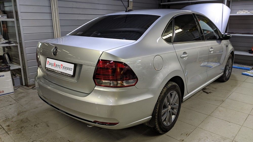 Шумоизоляция VW Polo материалами Comfortmat