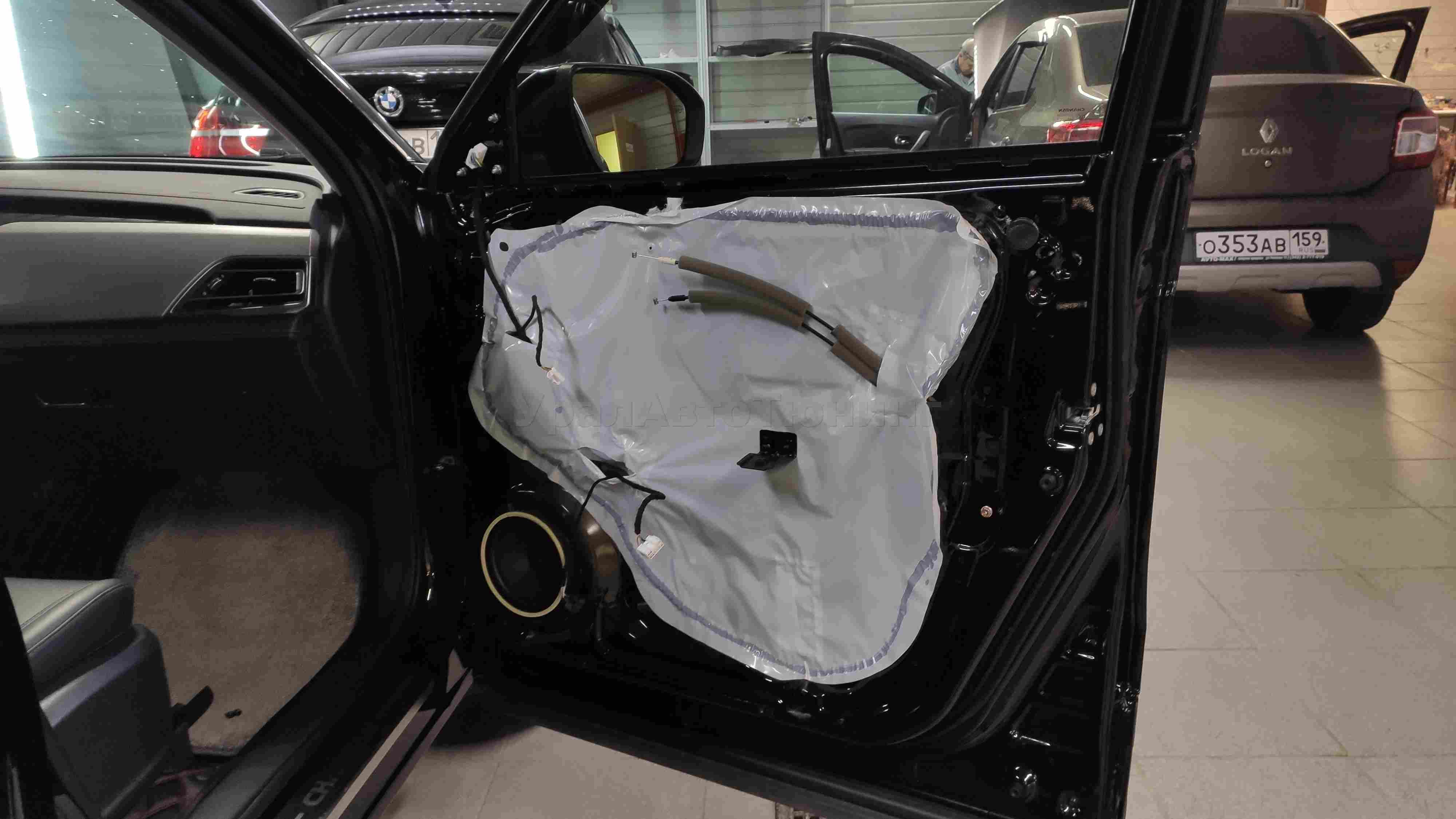 Шумоизоляция дверей Changan CX75