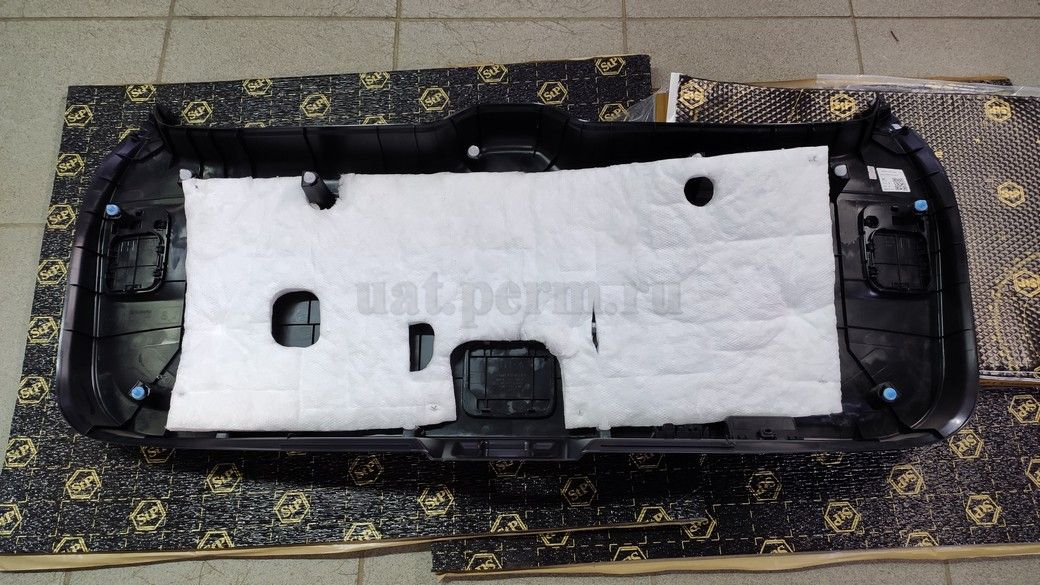 Шумоизоляция крышки багажника Subaru Forester