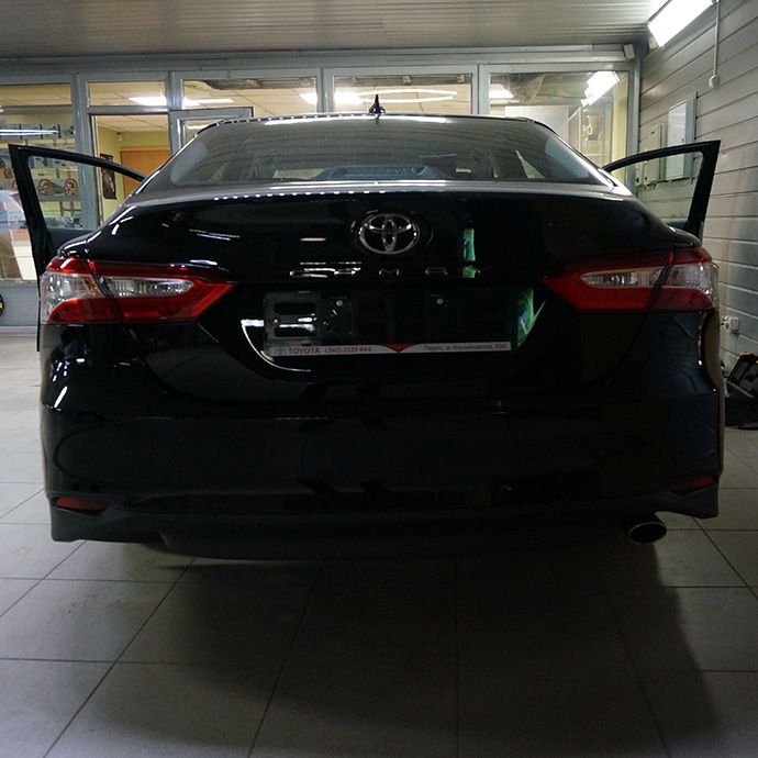 Toyota Camry - Установка охранного комплекса