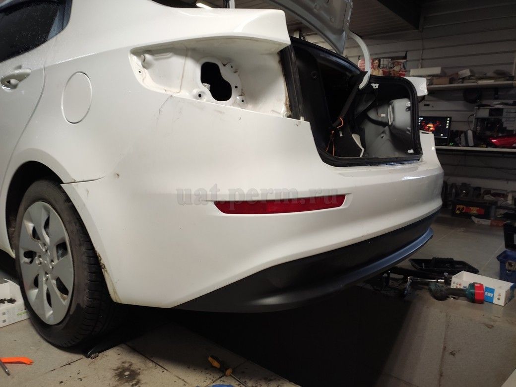 Kia RIO - установка фаркопа