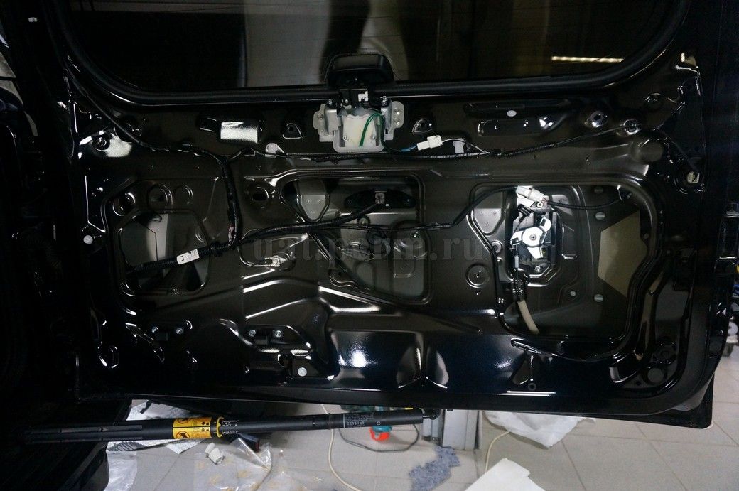Toyota Land Cruiser Prado - шумоизоляция