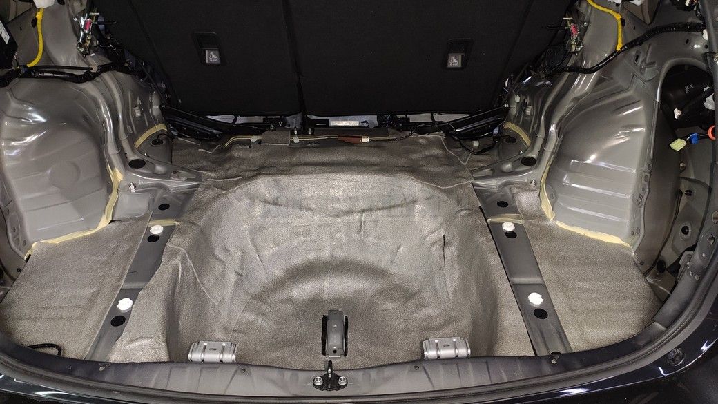 Subaru Forester - шумоизоляция багажника