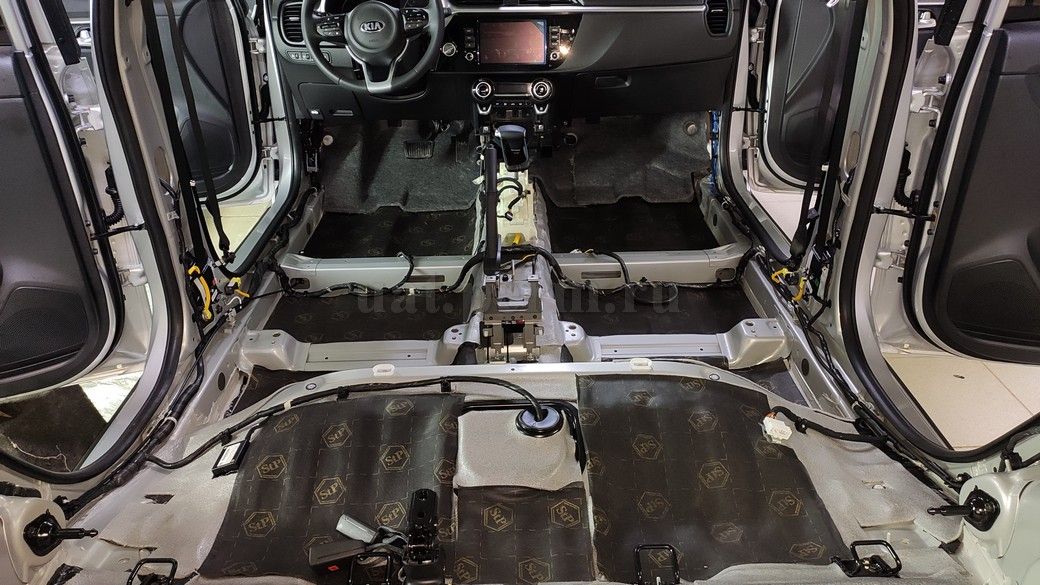 KIA RIO X - шумоизоляция пола