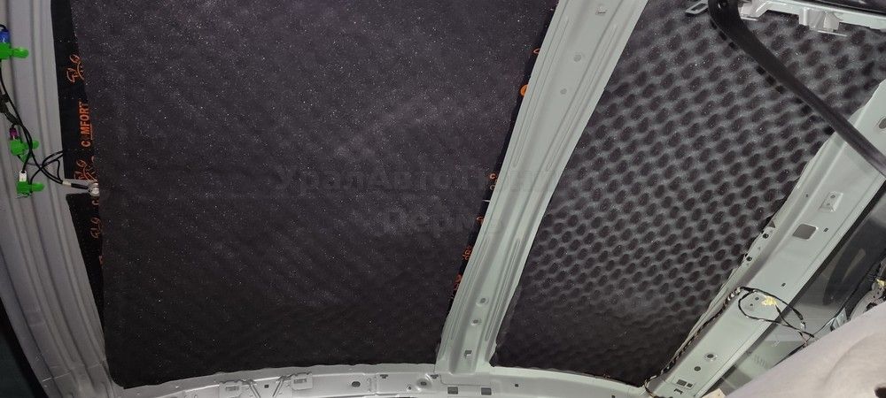 Шумоизоляция крыши VW Polo