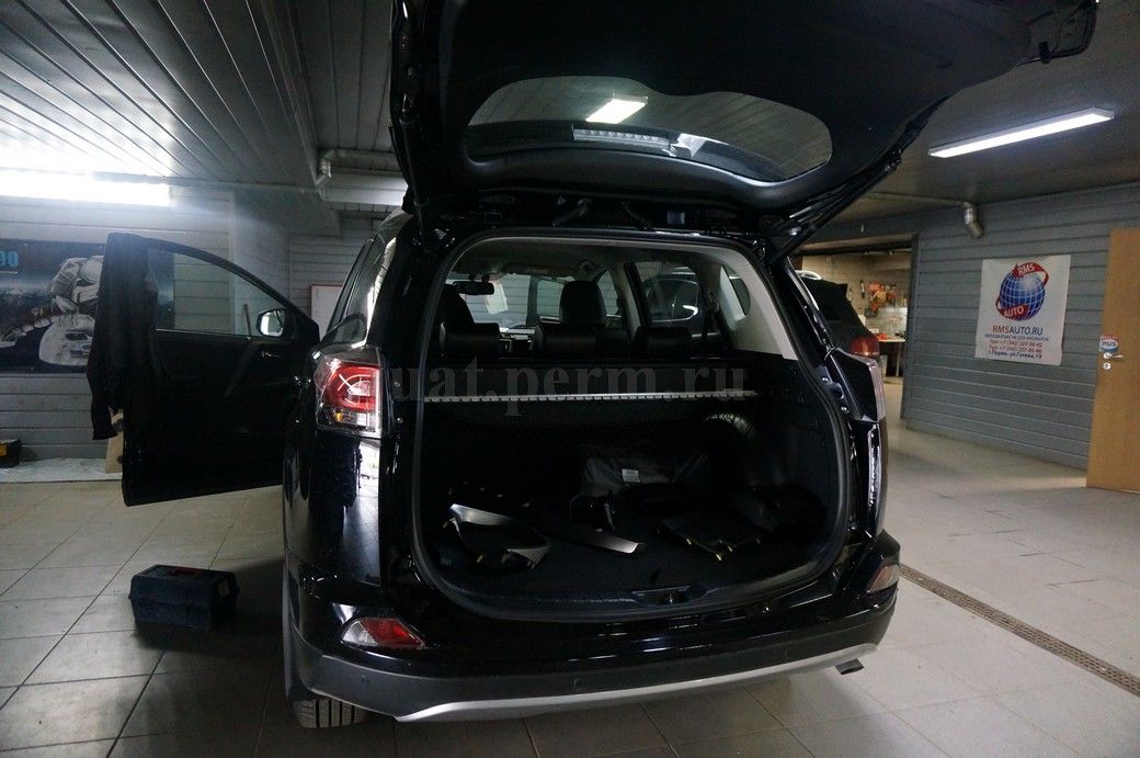 Toyota Rav-4 - установка автосигнализации StarLine S96