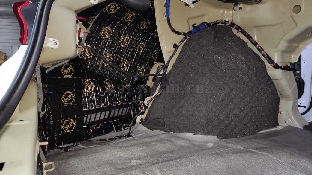 Шумоизоляция багажника KIA K5