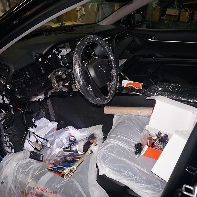 Toyota Camry - Установка автосигнализации StarLine A93