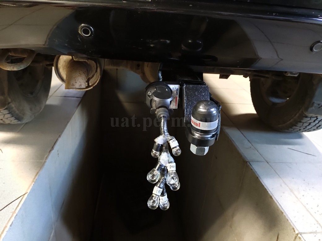 UAZ Patriot - установка фаркопа