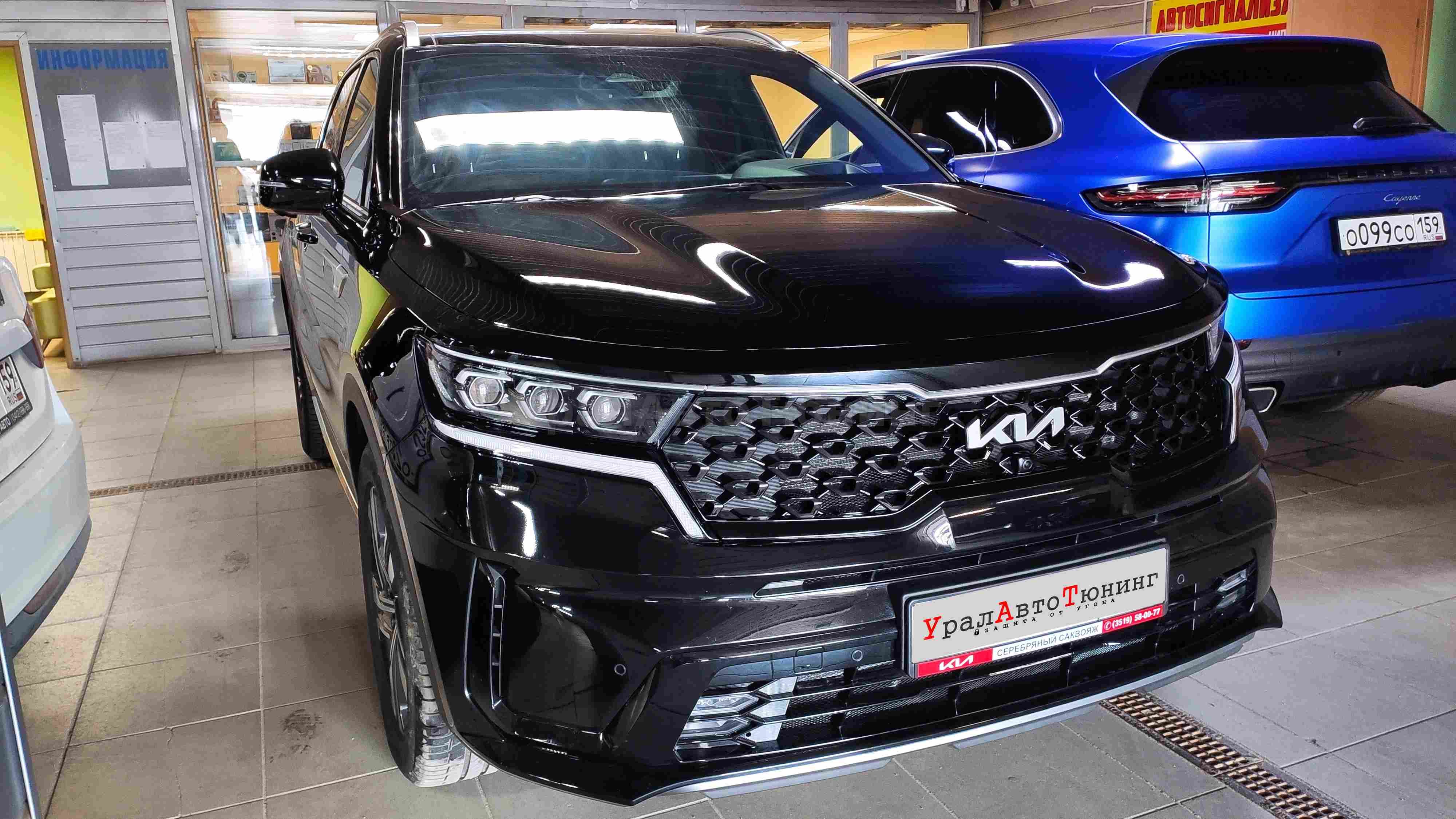 Оклейка антигравийной пленкой KIA Sorento