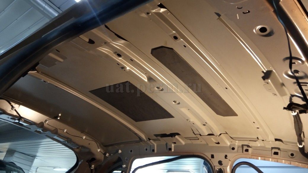 Lada X-Ray - шумоизоляция потолка