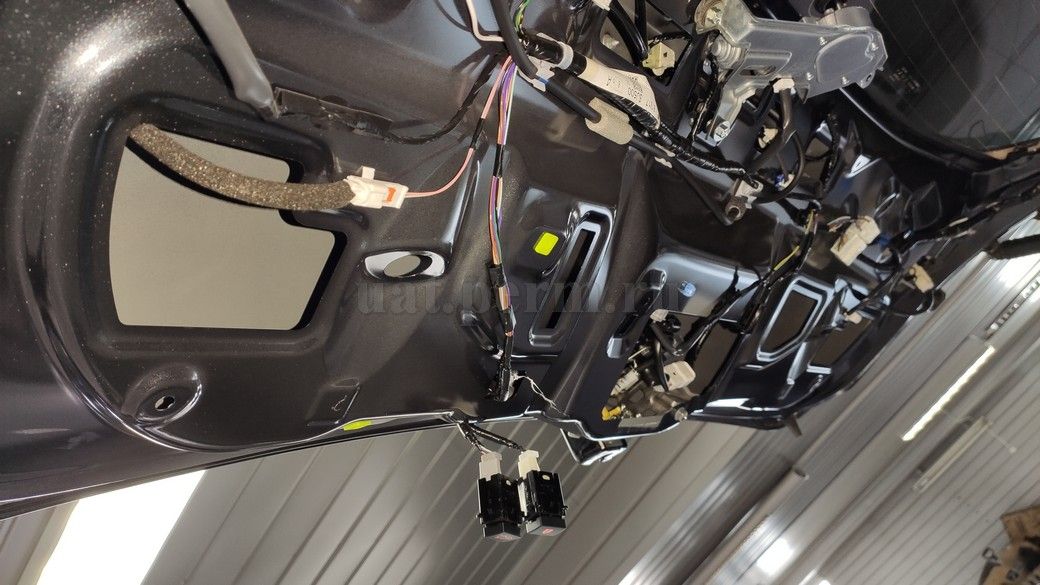 Шумоизоляция крышки багажника Subaru Forester