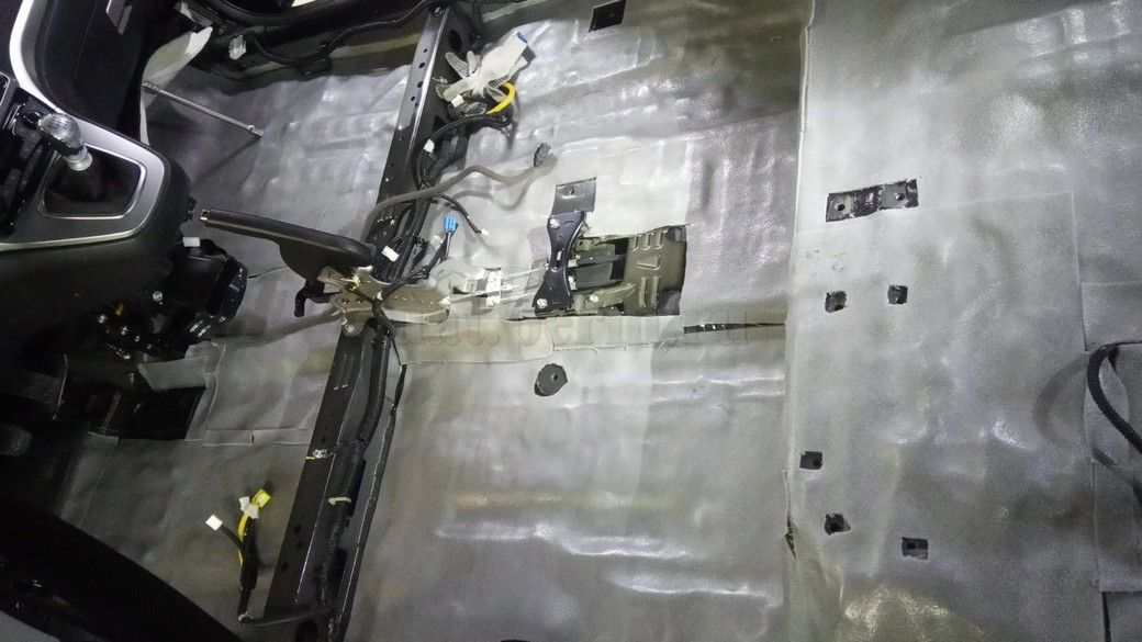 HAVAL H6 - шумоизоляция пола