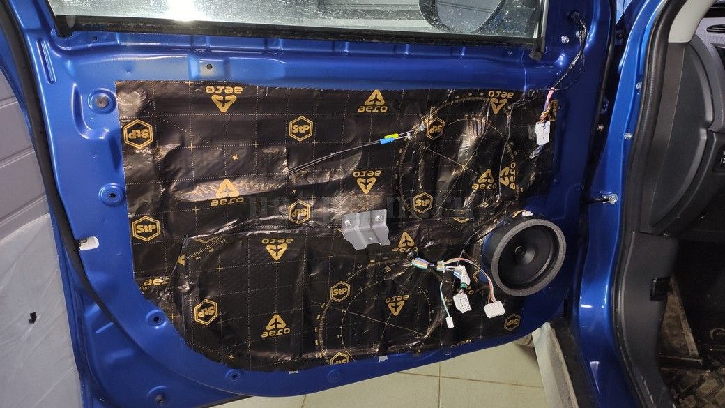 Шумоизоляция дверей Mitsubishi ASX