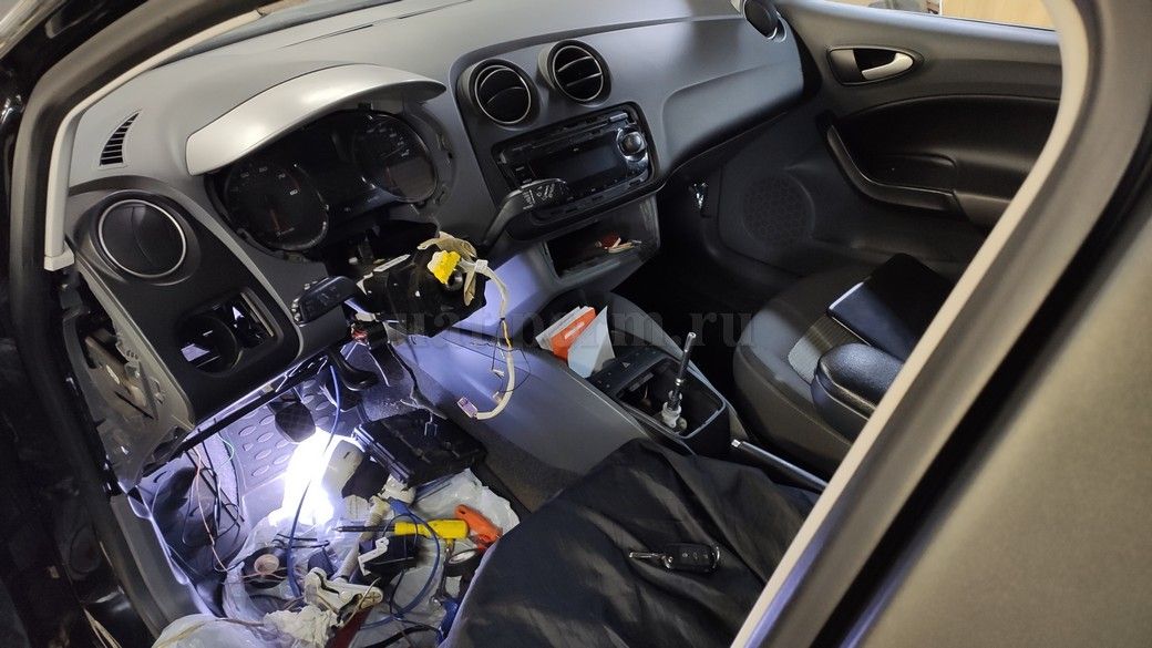 Seat Ibiza - Установка автосигнализации Pandora DX-9X