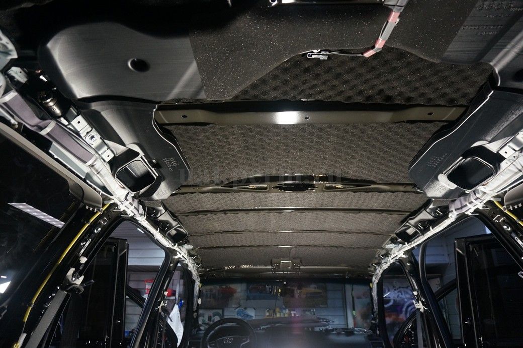 Toyota Land Cruiser Prado - шумоизоляция